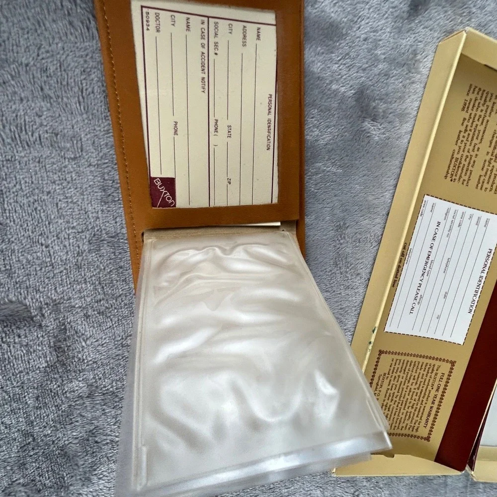 Vintage Buxton Convertible Tan Leather Wallet‎ Slim Bifold with Original Box